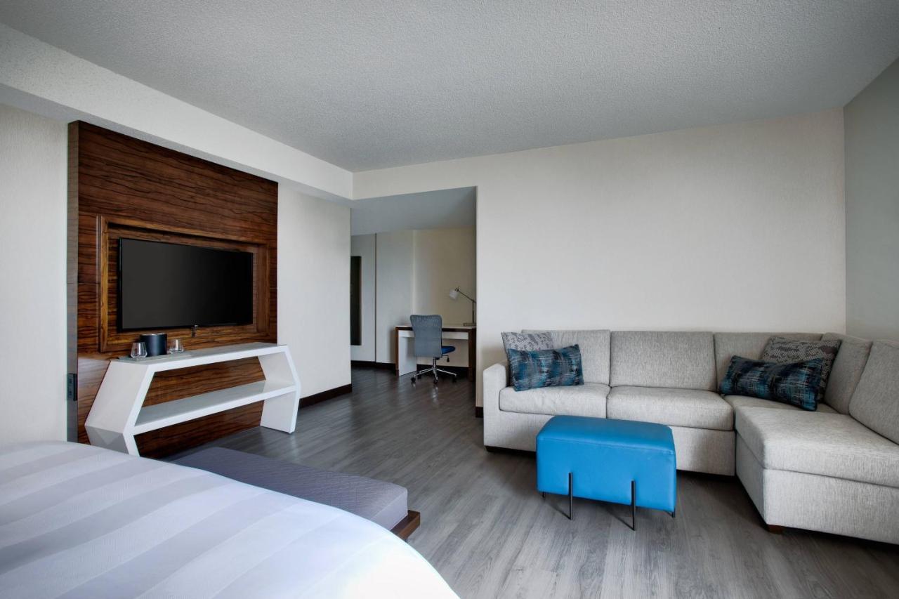Greensboro-High Point Marriott Airport Exterior foto